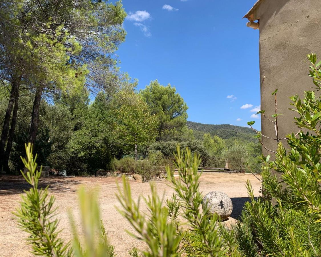 Sous Les Chenes Villa Peypin-d'Aigues Exterior foto